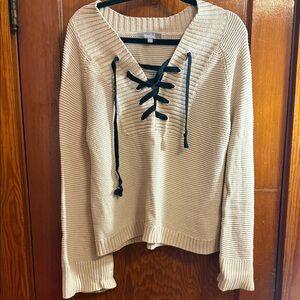 Stylish Cream V-Neck Lace-Up‎ Sweater